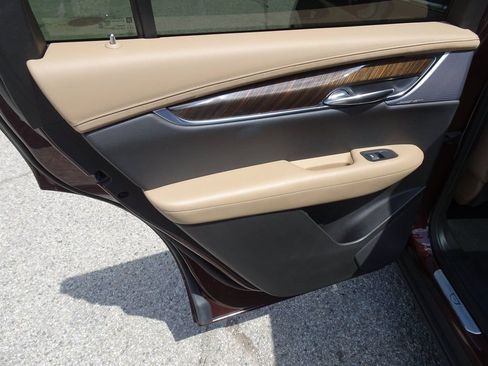 Certified 2023 Cadillac XT6 Premium Luxury w/ Platinum Package AWD/4WD image 13