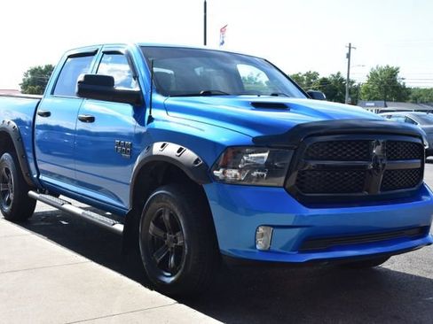 Used 2021 RAM 1500 Express w/ Wheel & Sound Group AWD/4WD image 11