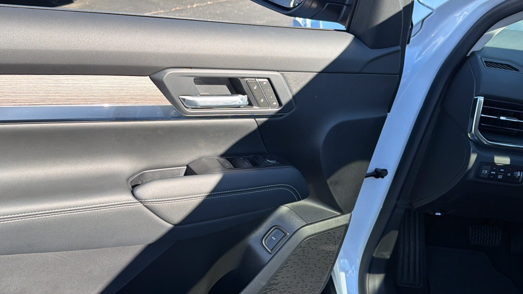 New 2027 GMC Terrain Denali AWD/4WD image 9