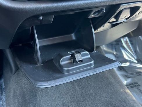 Used 2018 Chevrolet Silverado 1500 LT w/ All Star Edition AWD/4WD image 35