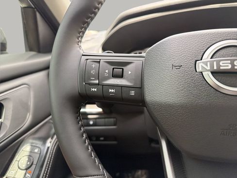 Used 2026 Nissan Rogue SV FWD image 24
