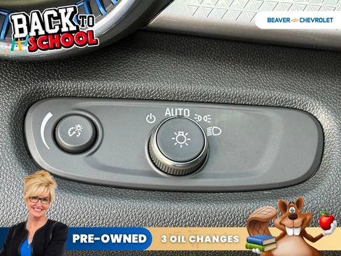 Used 2025 Chevrolet Trax LT FWD image 35