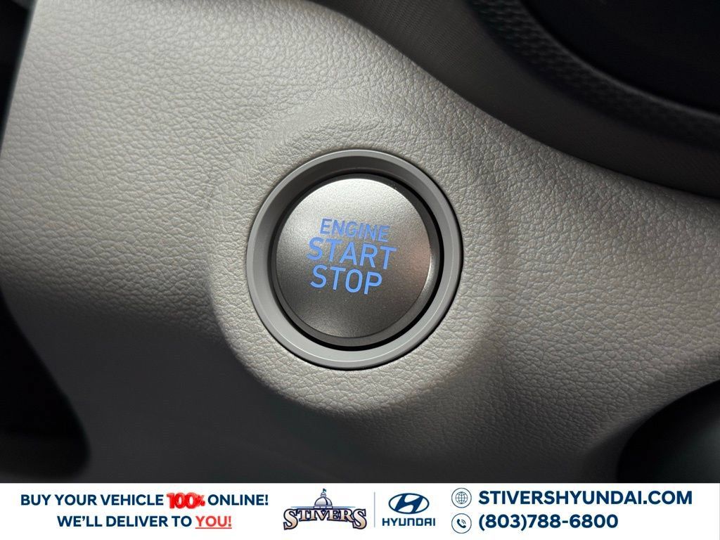 Certified 2026 Hyundai Venue SEL FWD image 30