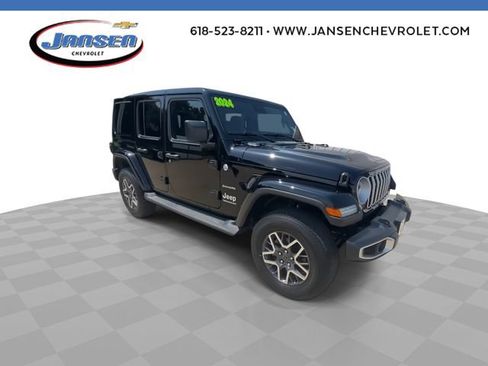 Used 2024 Jeep Wrangler Unlimited Sahara w/ Dual Top Group AWD/4WD image 2
