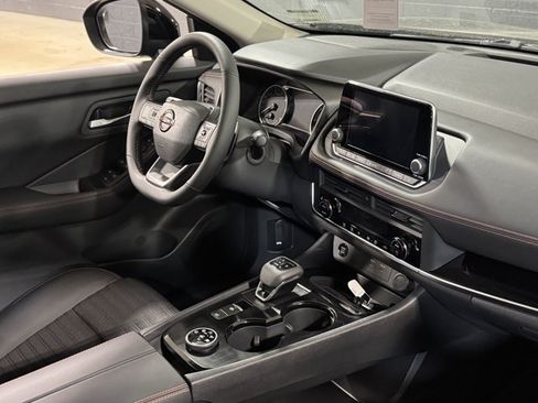 New 2026 Nissan Rogue SV AWD/4WD image 8
