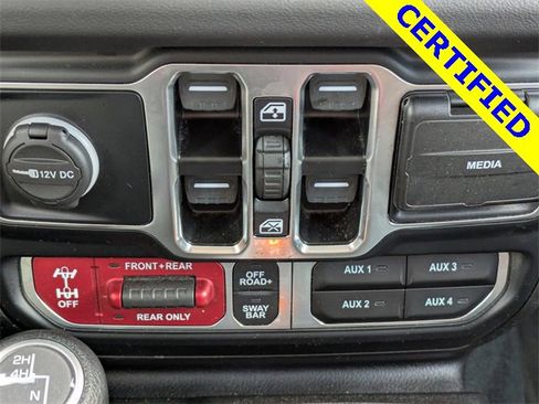 Used 2024 Jeep Gladiator Rubicon w/ Safety Group image 17