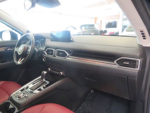 Used 2021 MAZDA CX-5 Carbon Edition image 35
