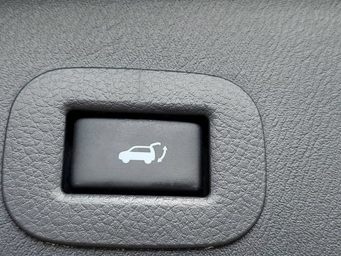 Used 2017 INFINITI QX80 Limited w/ All Season Package AWD/4WD image 32