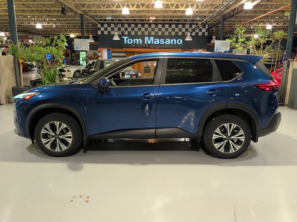 Used 2023 Nissan Rogue SV AWD/4WD image 14