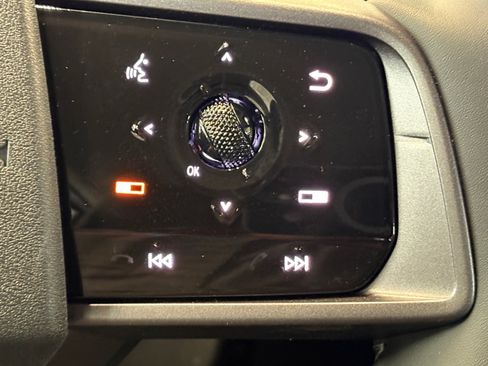 New 2026 Nissan Leaf SV+ image 17