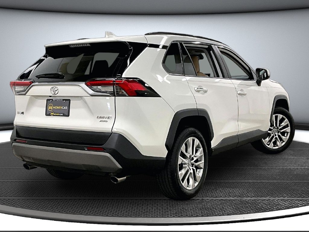 Used 2019 Toyota RAV4 Limited w/ All Weather Liner Package AWD/4WD image 6