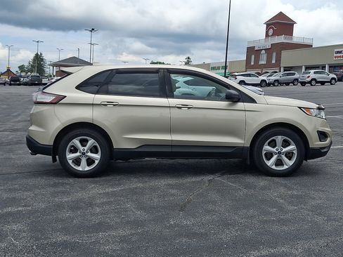 Used 2018 Ford Edge SE AWD/4WD image 7