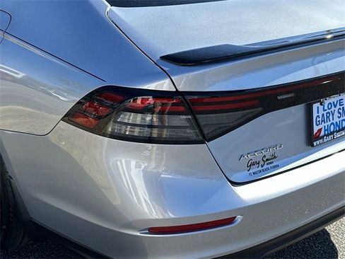 Used 2024 Honda Accord Sport image 10