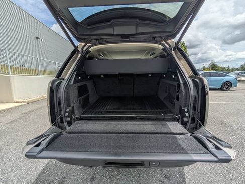 Used 2023 Land Rover Range Rover Autobiography AWD/4WD image 14