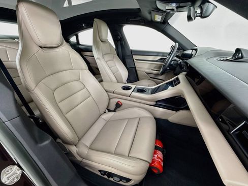 Certified 2023 Porsche Taycan 4S AWD/4WD image 31