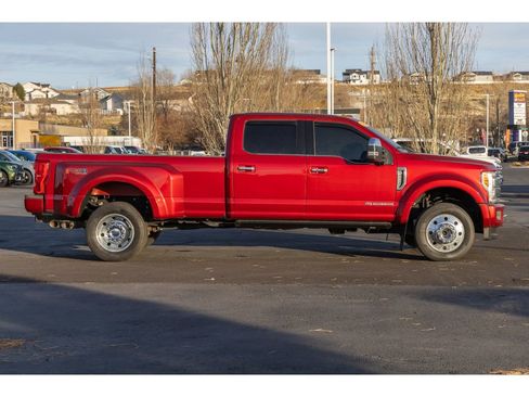 Used 2018 Ford F450 Platinum w/ Platinum Ultimate Package image 2