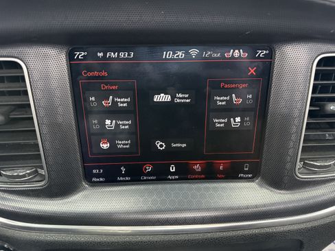 Used 2018 Dodge Charger R/T image 19