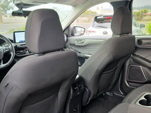 Used 2023 Ford Escape Active image 17