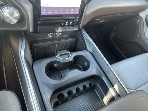 Used 2025 RAM 1500 Laramie image 19