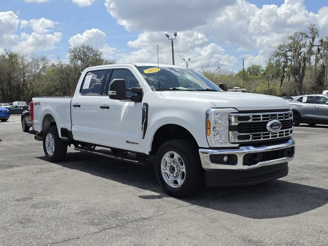 Used 2025 Ford F250 XLT AWD/4WD image 2