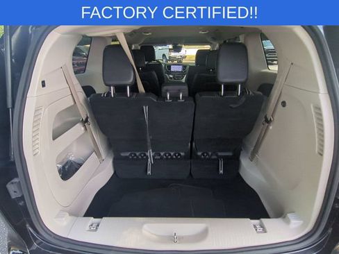 Certified 2023 Chrysler Pacifica Touring-L FWD image 31