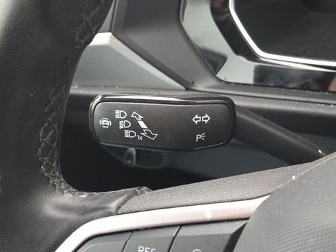 Used 2024 Volkswagen Jetta Sport FWD image 38