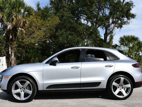 Used 2018 Porsche Macan image 26