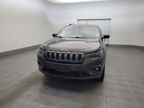 Used 2019 Jeep Cherokee Latitude Plus AWD/4WD image 15