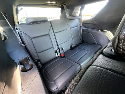 Used 2024 GMC Yukon Denali AWD/4WD image 37
