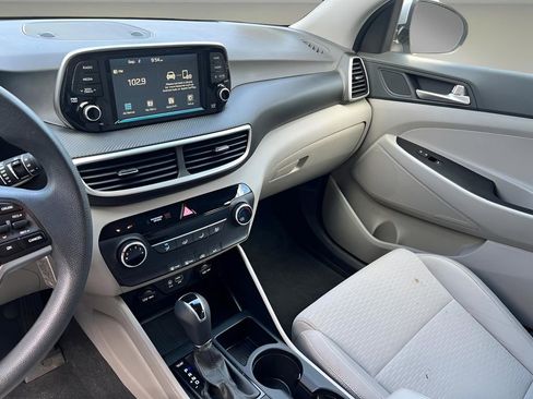 Used 2021 Hyundai Tucson SE image 21