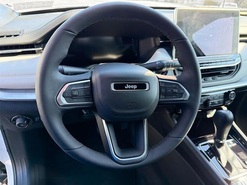 Used 2024 Jeep Compass Limited w/ Elite Group image 12