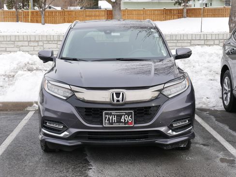 Used 2019 Honda HR-V Touring image 2