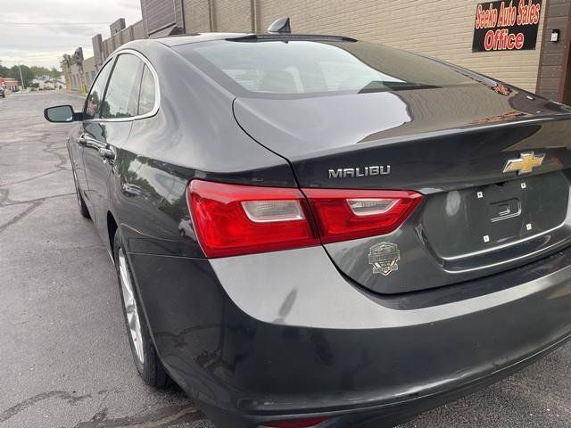 Used 2016 Chevrolet Malibu LT FWD image 9