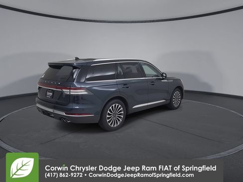 Used 2023 Lincoln Aviator Reserve w/ Elements Package Plus AWD/4WD image 15