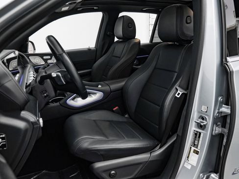 Used 2024 Mercedes-Benz GLE 450 4MATIC image 36