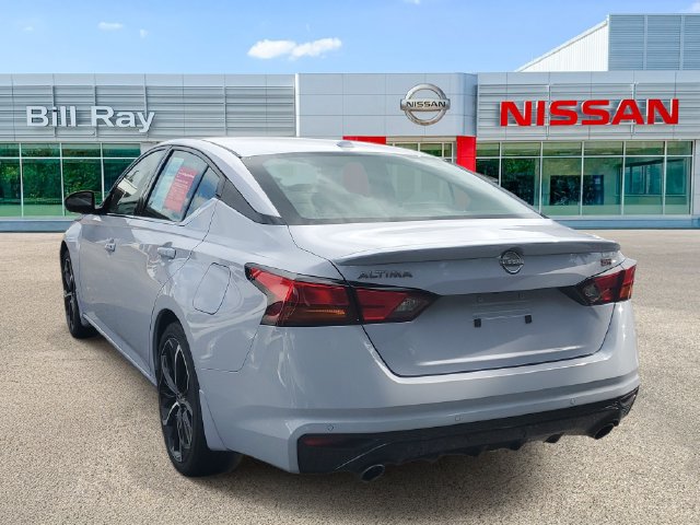 Certified 2025 Nissan Altima 2.5 SR w/ SR Premium Package FWD image 3