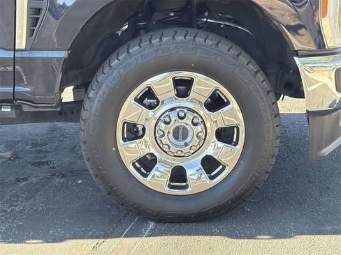 Used 2023 Ford F250 Lariat w/ Lariat Ultimate Package image 36