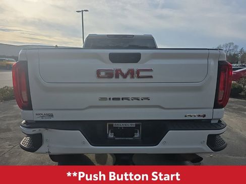 Used 2020 GMC Sierra 2500 AT4 w/ AT4 Premium Package image 7