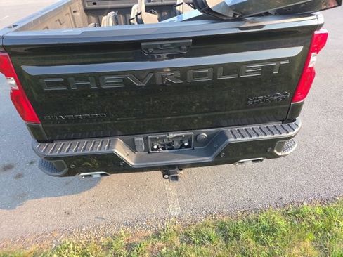 Used 2023 Chevrolet Silverado 1500 High Country w/ LPO, Dark Essentials Package AWD/4WD image 14