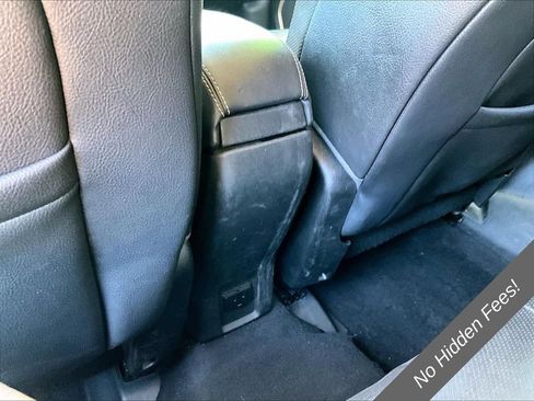 Used 2017 Jeep Renegade Limited FWD image 27