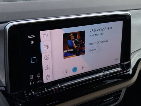 Used 2024 Volkswagen Atlas Cross Sport SE image 4