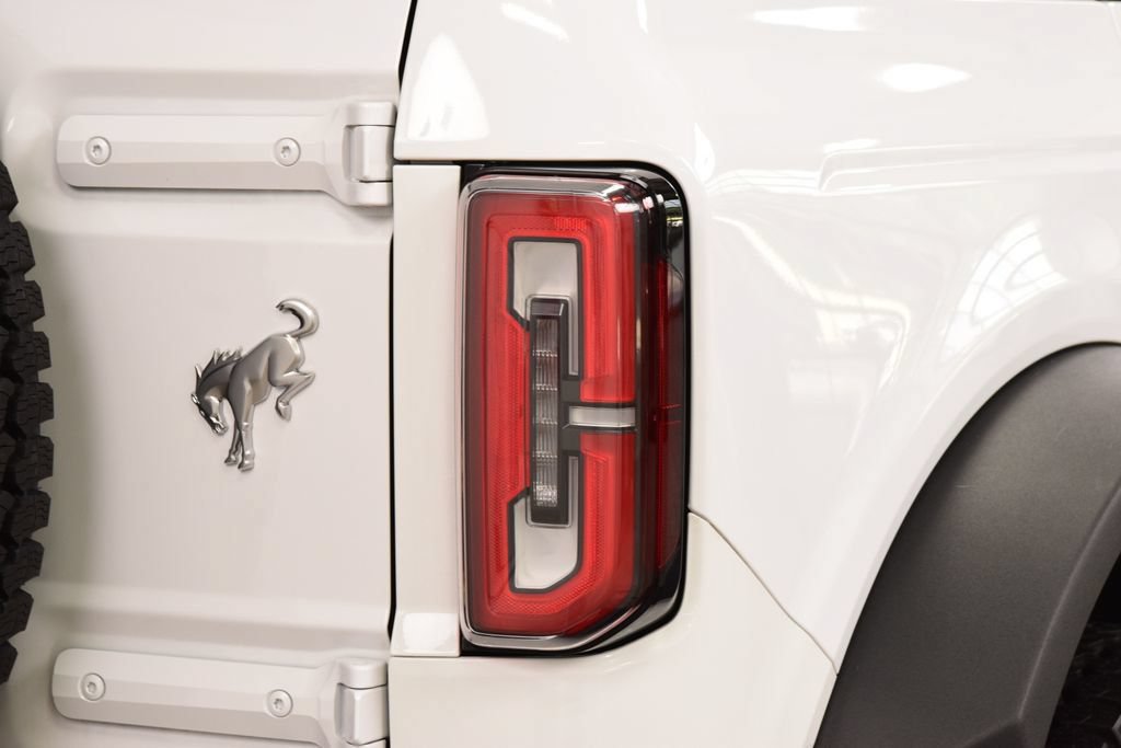 Used 2025 Ford Bronco Badlands AWD/4WD image 16