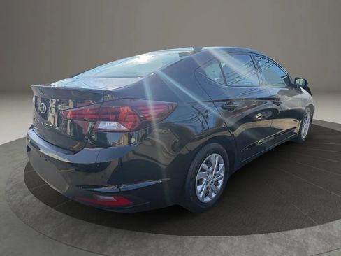 Used 2020 Hyundai Elantra SE image 5