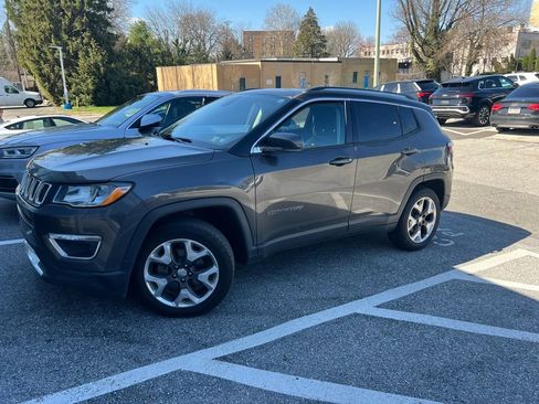 Used 2018 Jeep Compass Limited w/ Navigation Group image 1