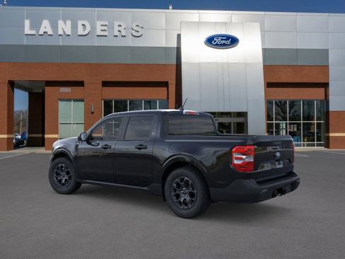 New 2025 Ford Maverick XLT image 4