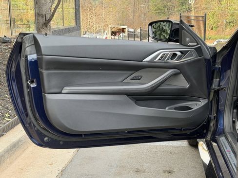 Used 2021 BMW M4 Competition w/ Executive Package image 28