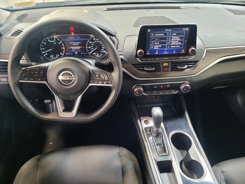 Used 2023 Nissan Altima 2.5 SV FWD image 22