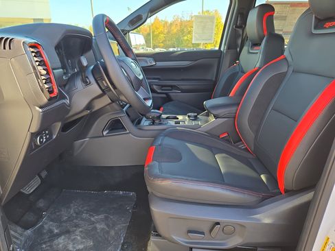 New 2025 Ford Ranger Raptor image 23