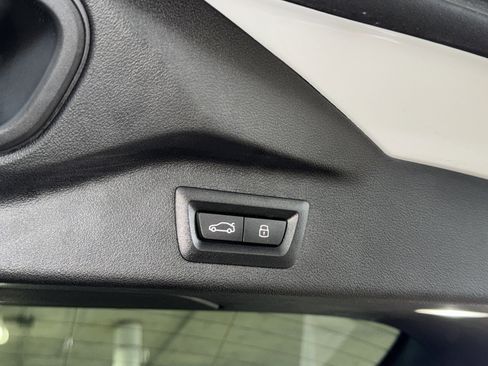 Used 2026 BMW X7 M60i image 15