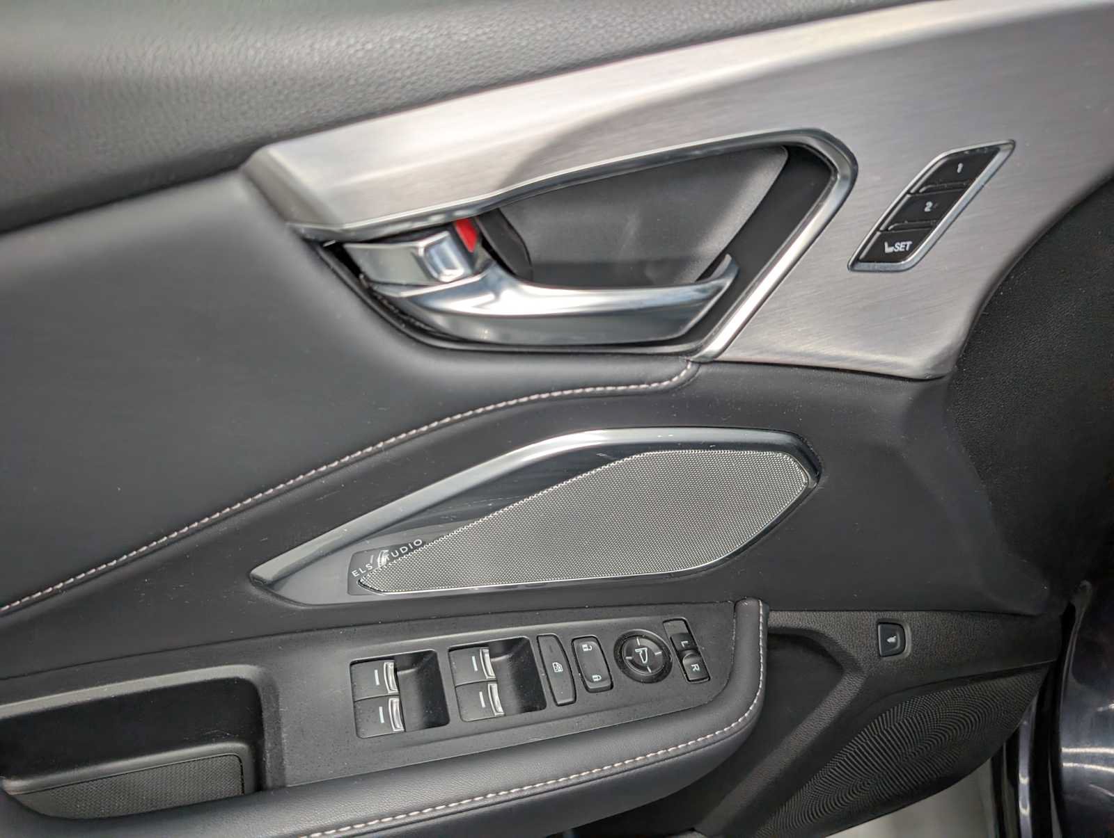 Used 2019 Acura RDX w/ Technology Package AWD/4WD image 41